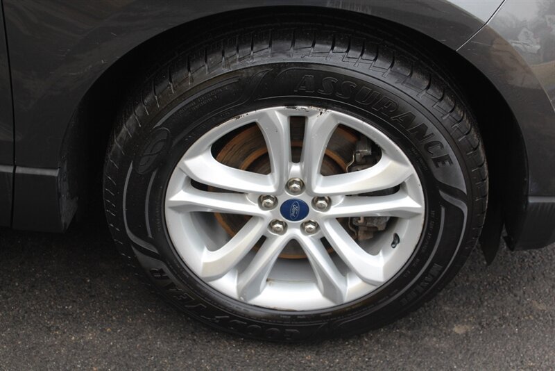 Used 2020 Ford Edge SEL w/ Convenience Package AWD/4WD image 25