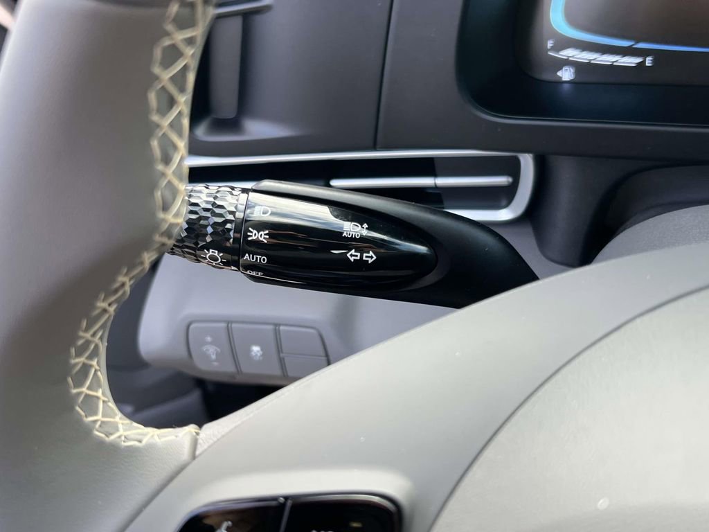 New 2026 Hyundai Elantra Sport image 22