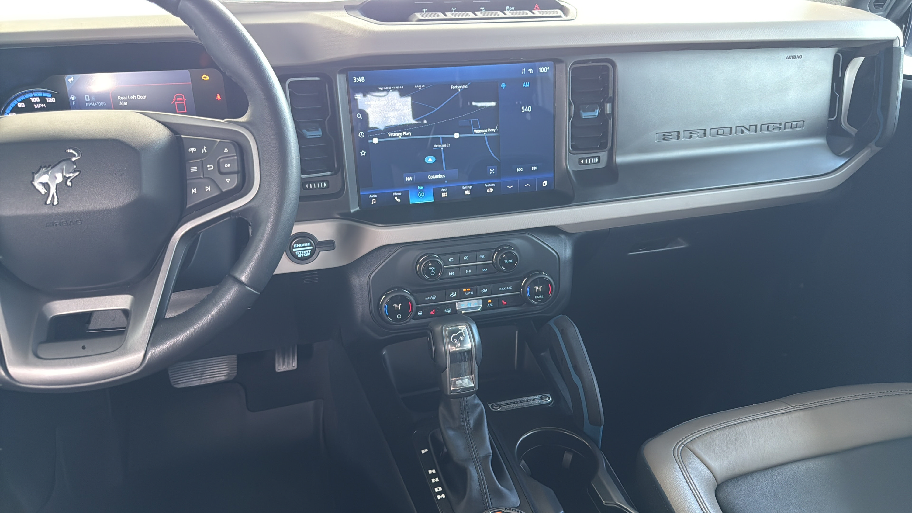 Used 2023 Ford Bronco Wildtrak AWD/4WD image 34
