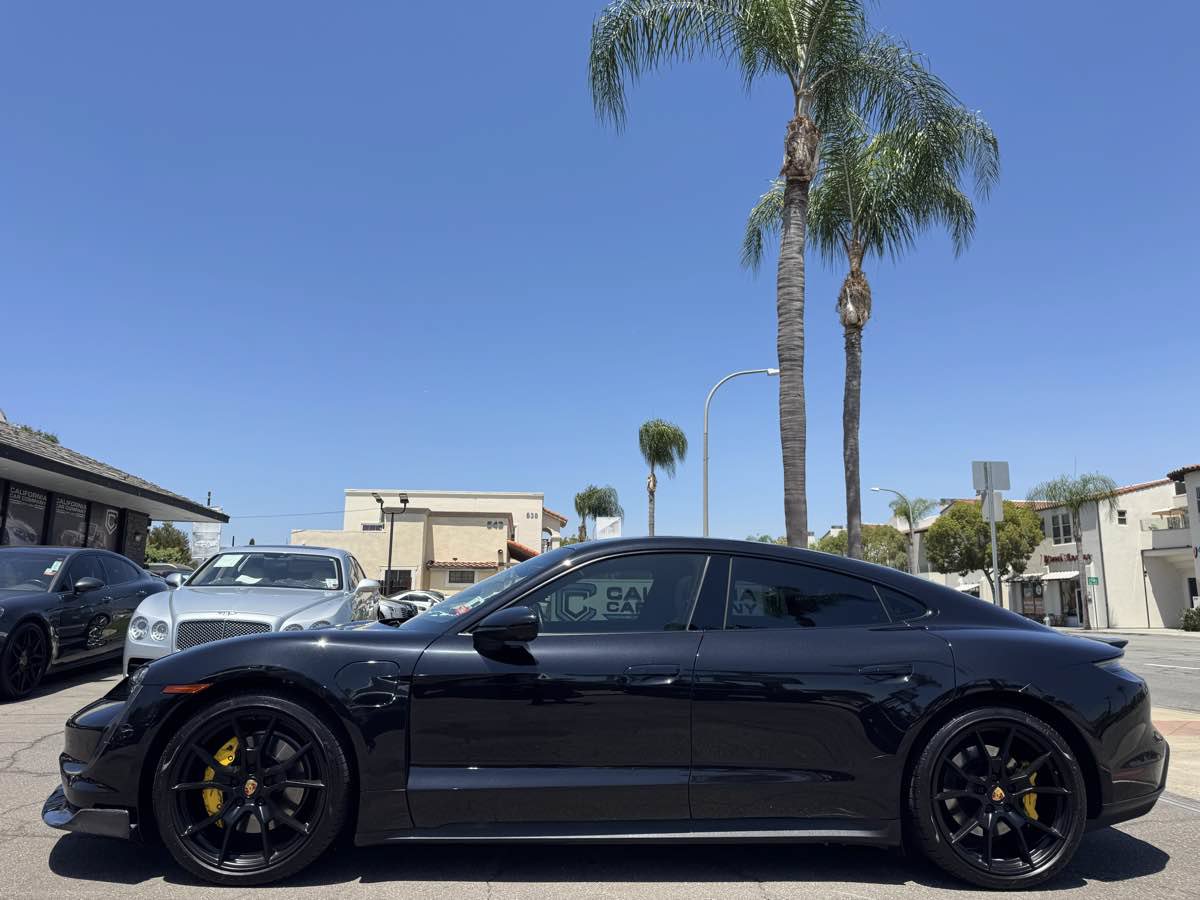 Used 2021 Porsche Taycan RWD image 2