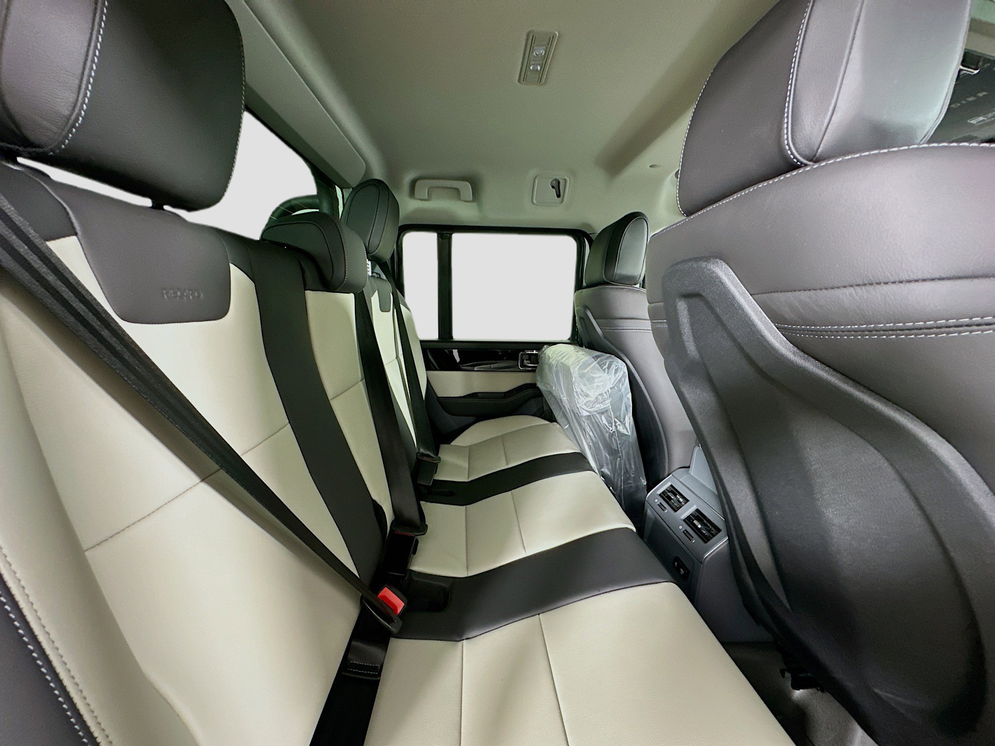 New 2025 INEOS Grenadier Fieldmaster Edition AWD/4WD image 44