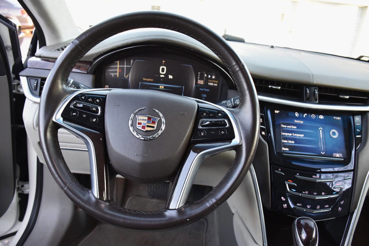 Used 2013 Cadillac XTS Platinum image 21