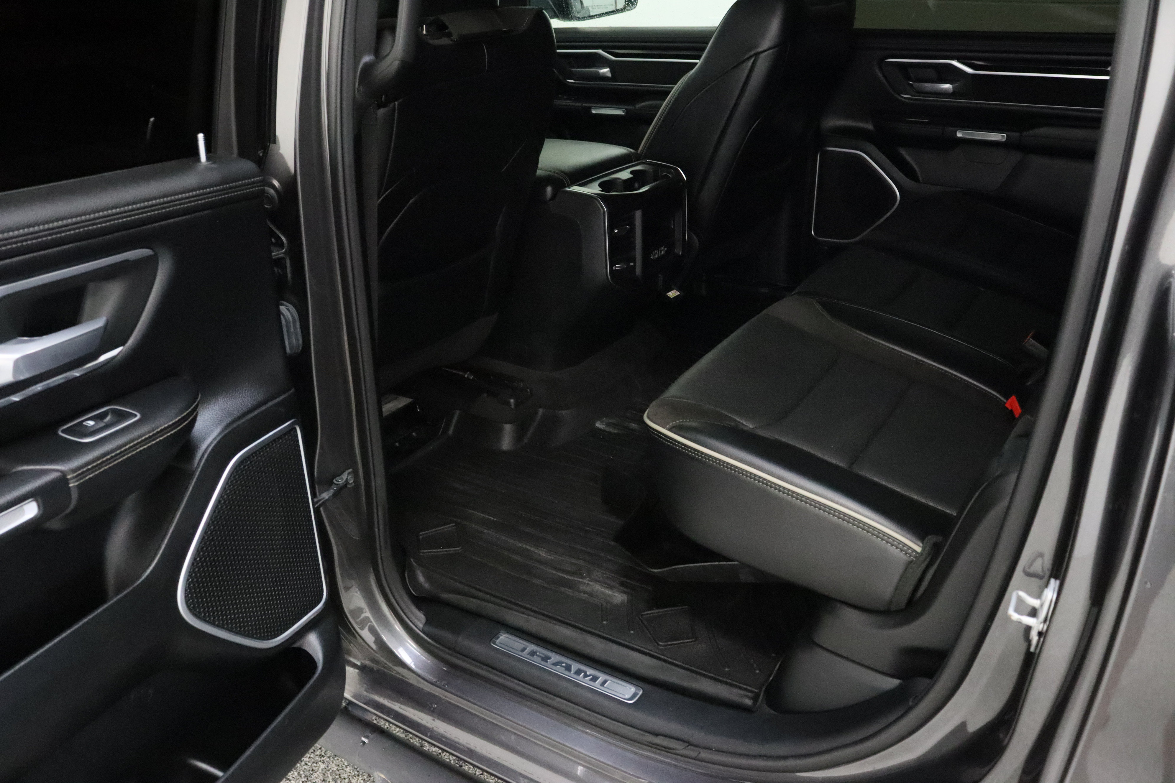 Used 2020 RAM 1500 Laramie w/ Sport Appearance Package RWD image 28