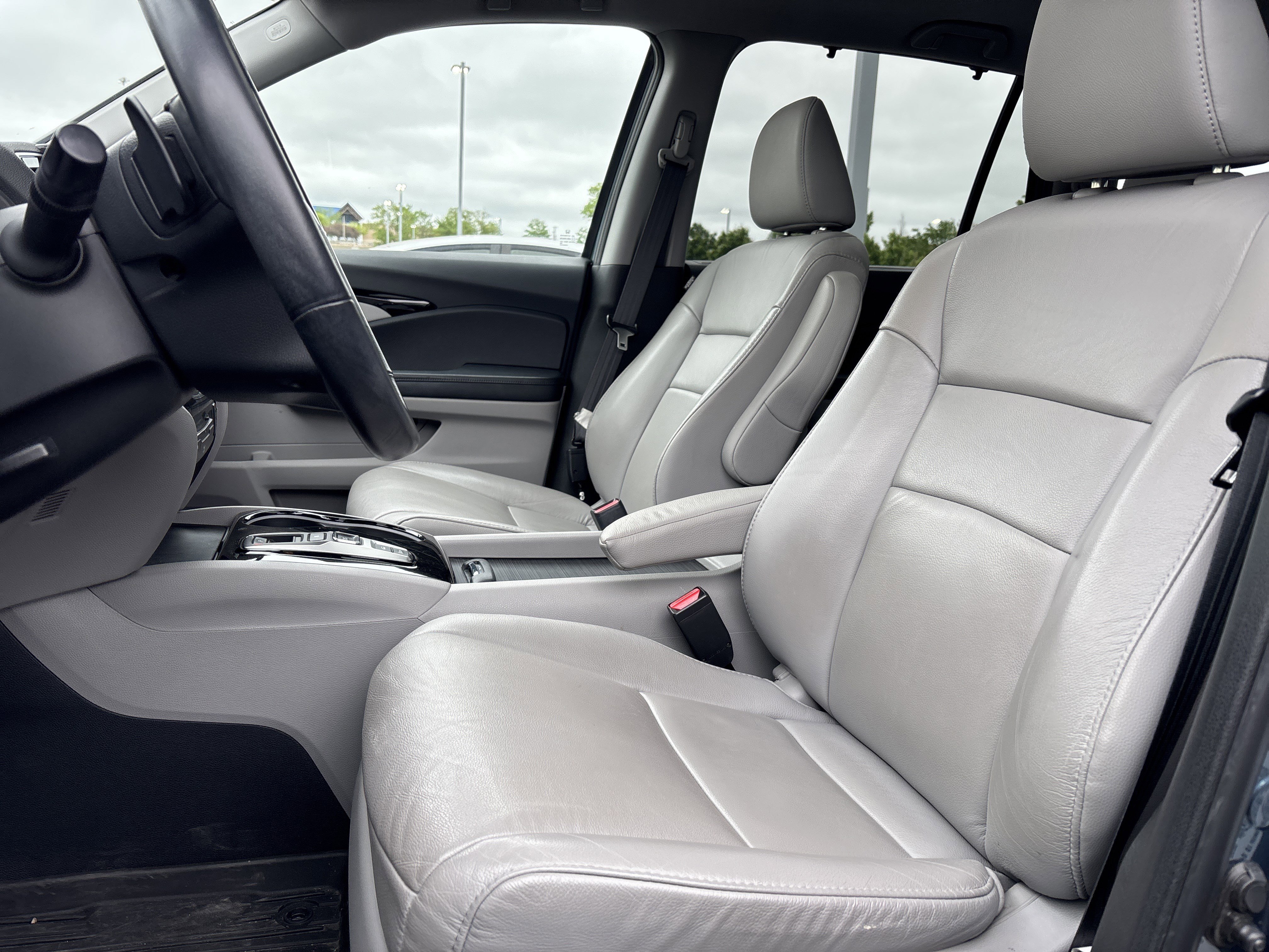 Used 2021 Honda Pilot Touring image 15