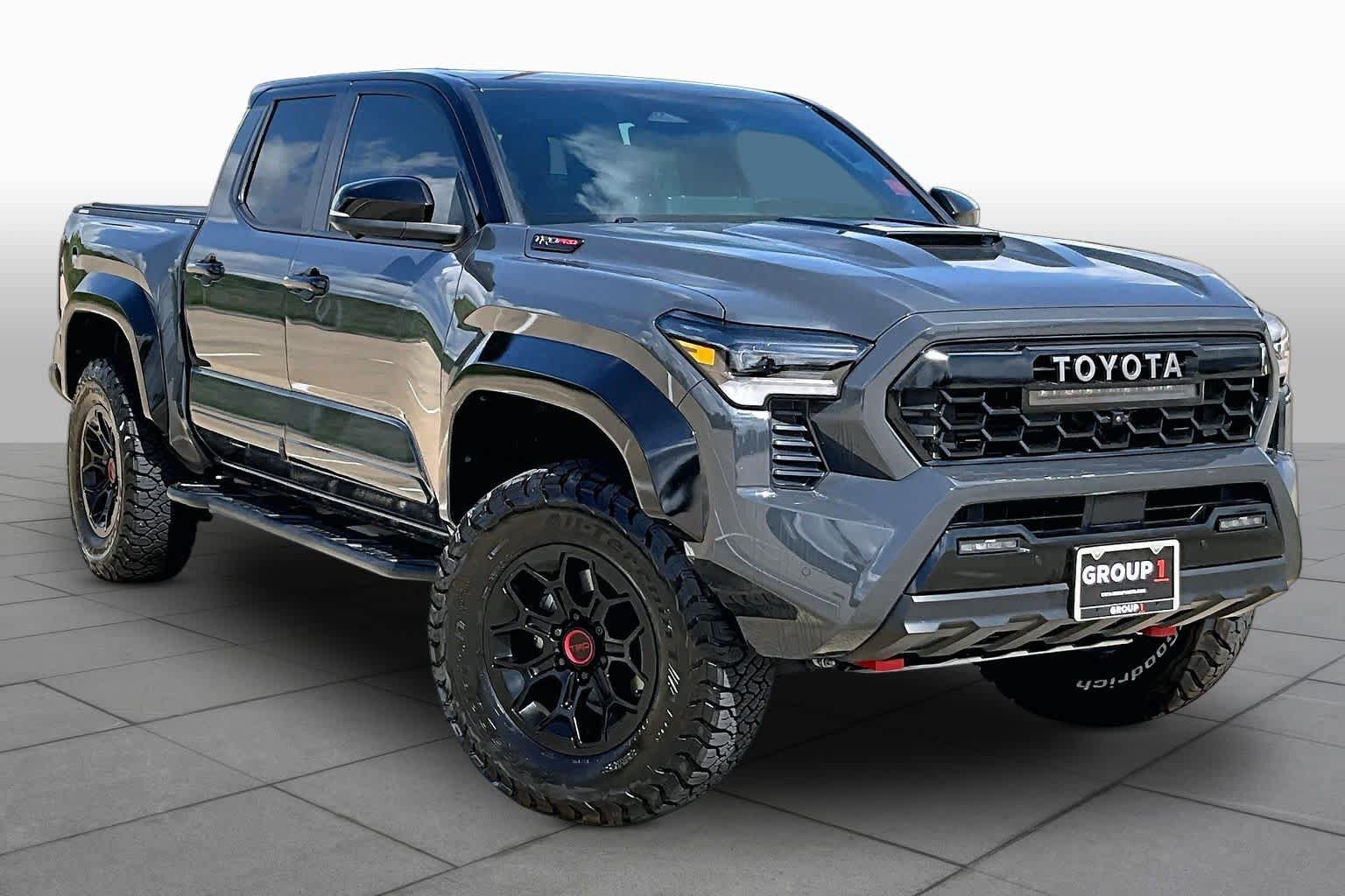 Used 2025 Toyota Tacoma TRD Pro AWD/4WD image 3