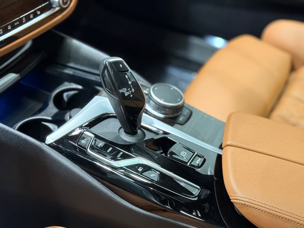 Certified 2023 BMW 530e xDrive w/ Premium Package AWD/4WD image 19