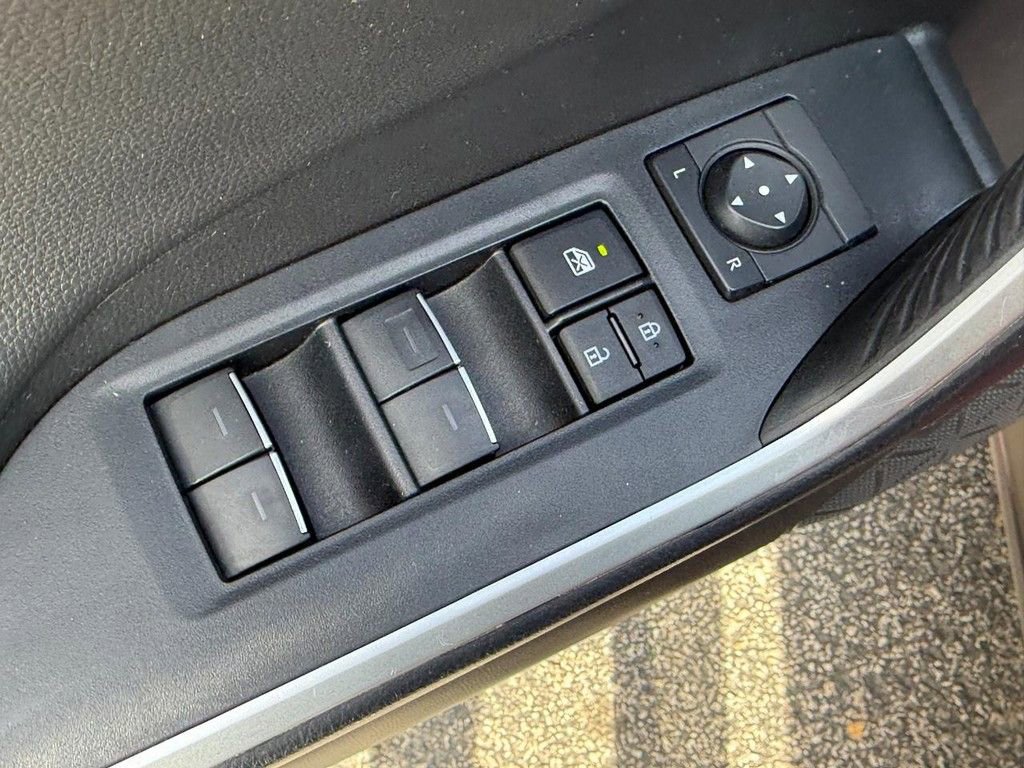 Used 2024 Toyota RAV4 Adventure image 15