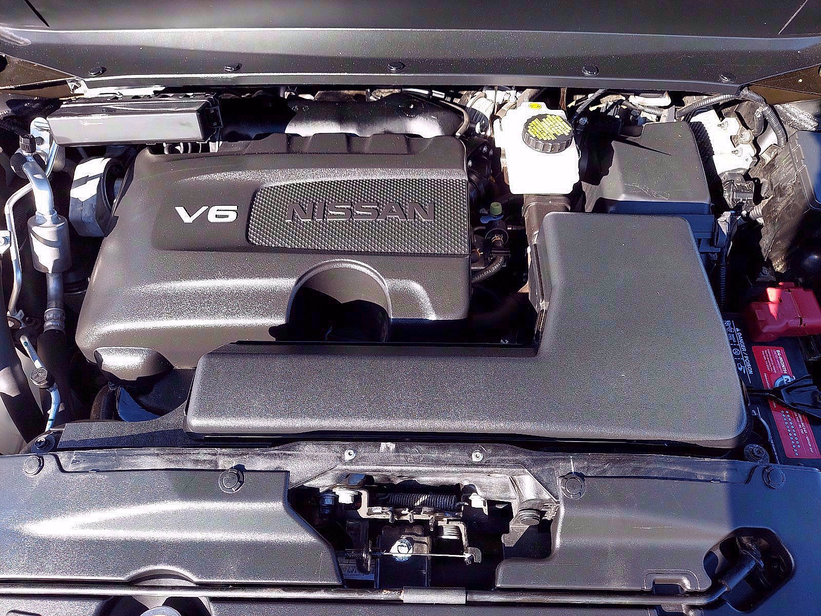 Used 2018 Nissan Pathfinder SL w/ Midnight Edition Package image 28