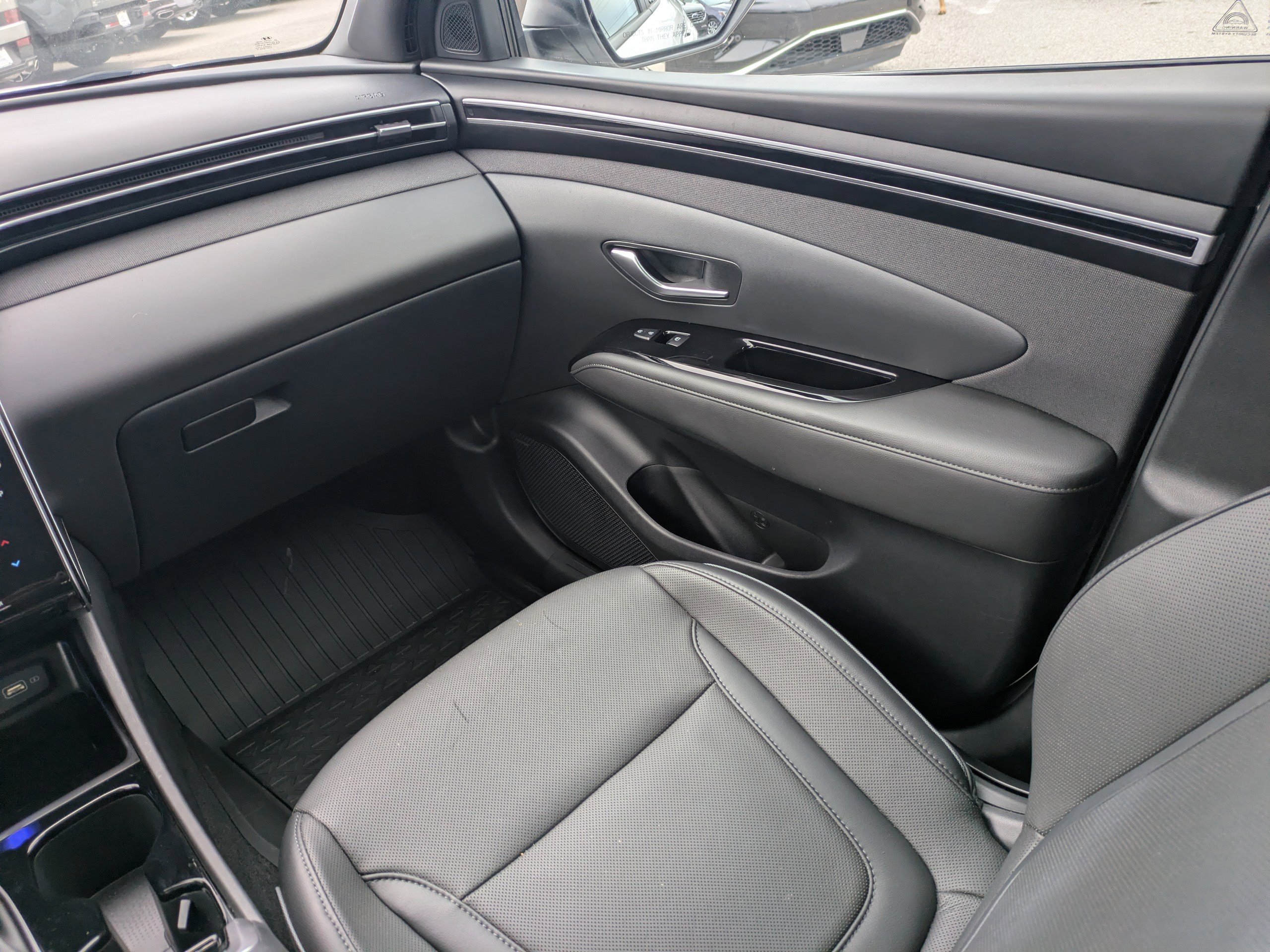 Certified 2023 Hyundai Santa Cruz Limited w/ Cargo Package image 18