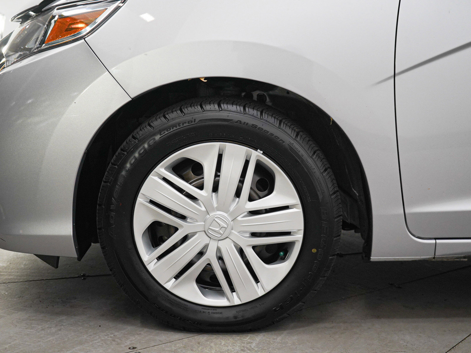 Used 2019 Honda Fit LX image 27