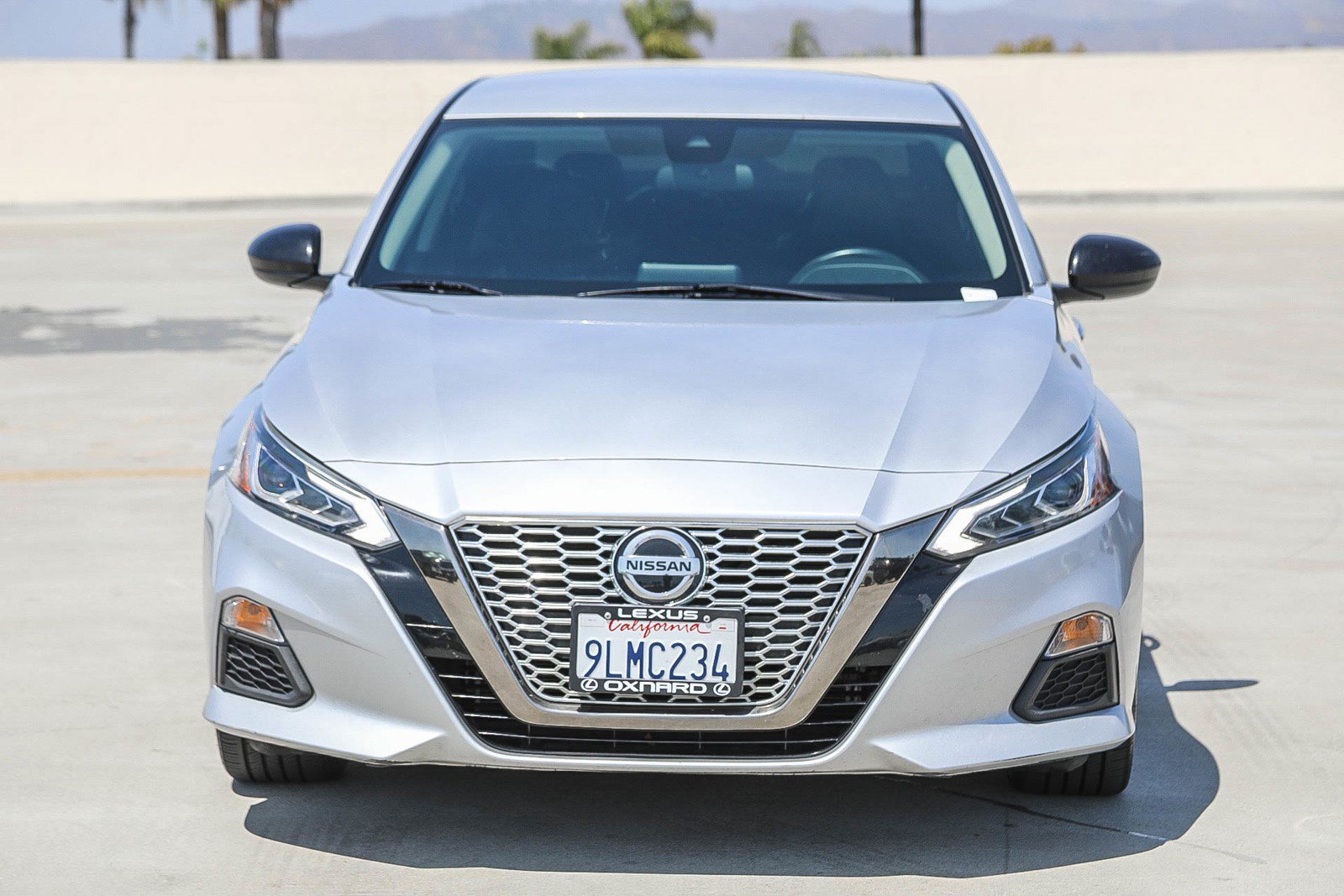 Used 2021 Nissan Altima 2.5 SR FWD image 2