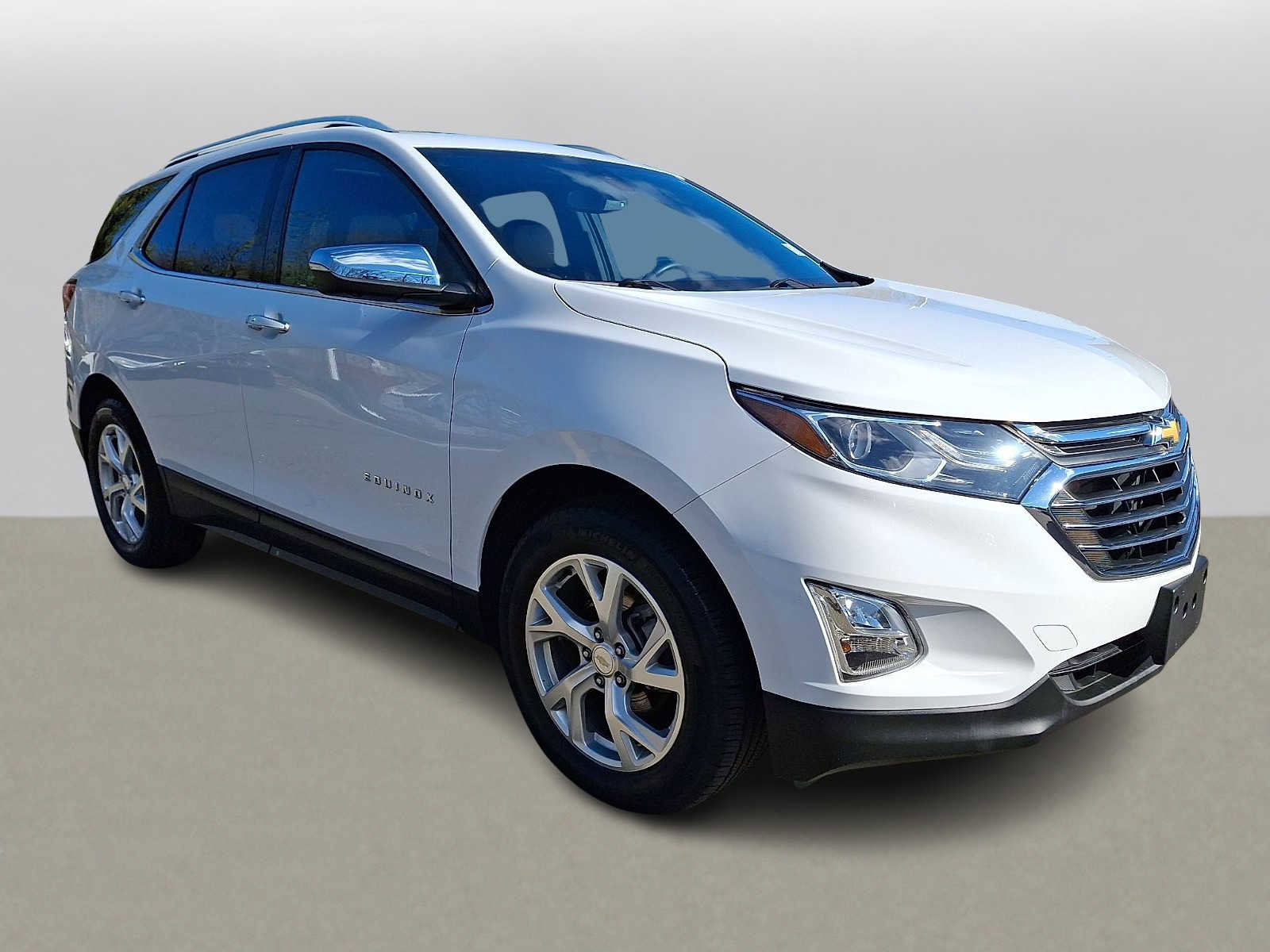 Used 2020 Chevrolet Equinox Premier AWD/4WD image 3