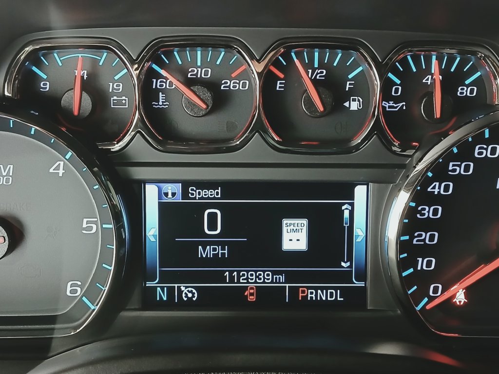 Used 2018 GMC Yukon SLT w/ Premium Edition AWD/4WD image 32