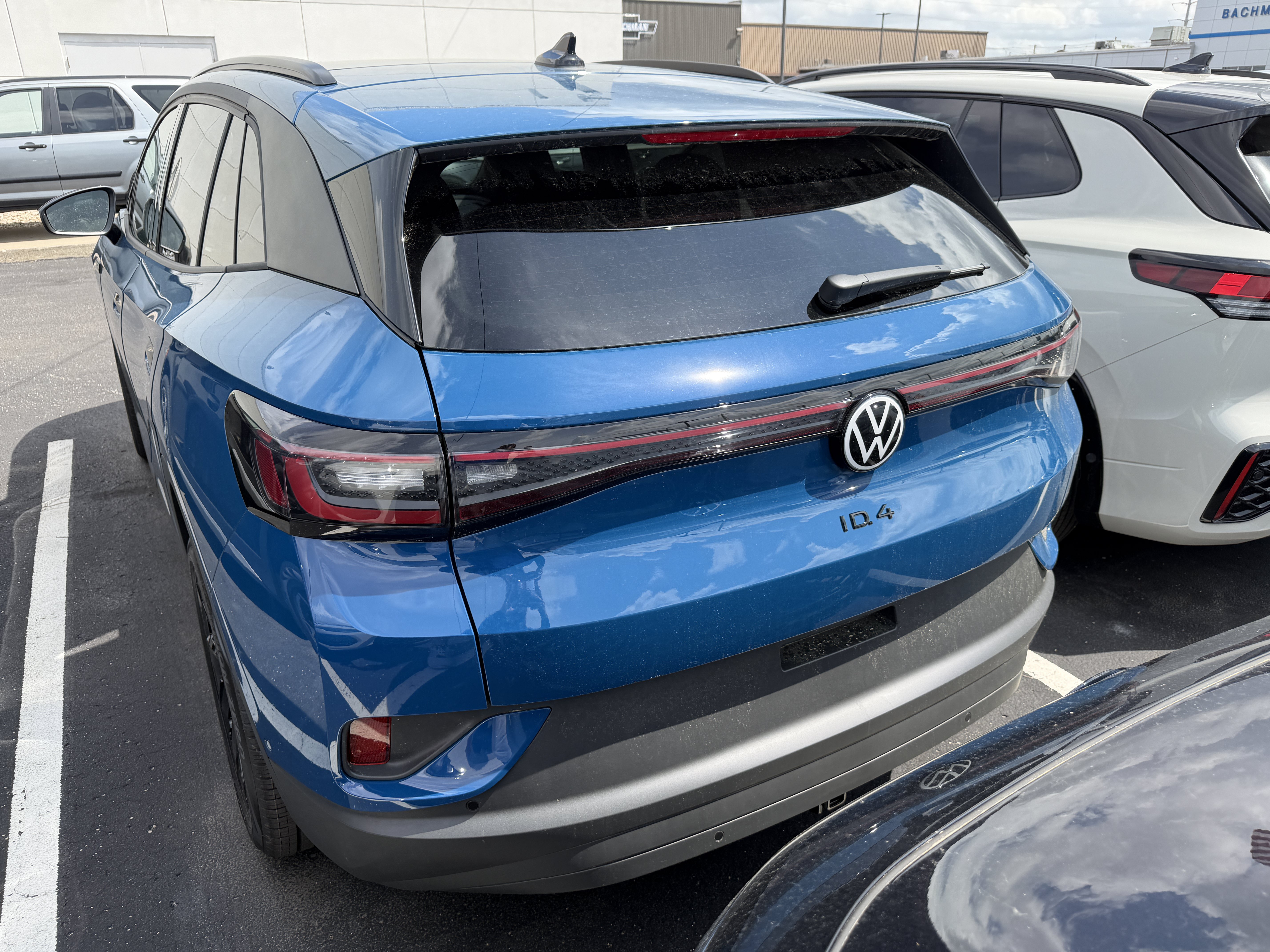 New 2026 Volkswagen ID.4 Pro S AWD/4WD image 6
