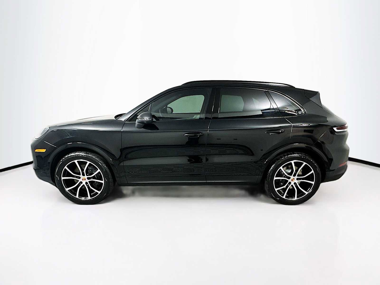 New 2026 Porsche Cayenne image 2