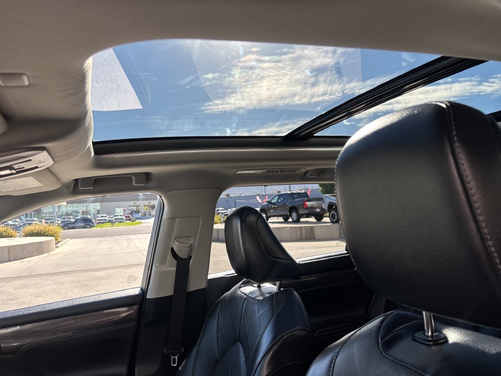 Certified 2022 Toyota Highlander Platinum AWD/4WD image 25