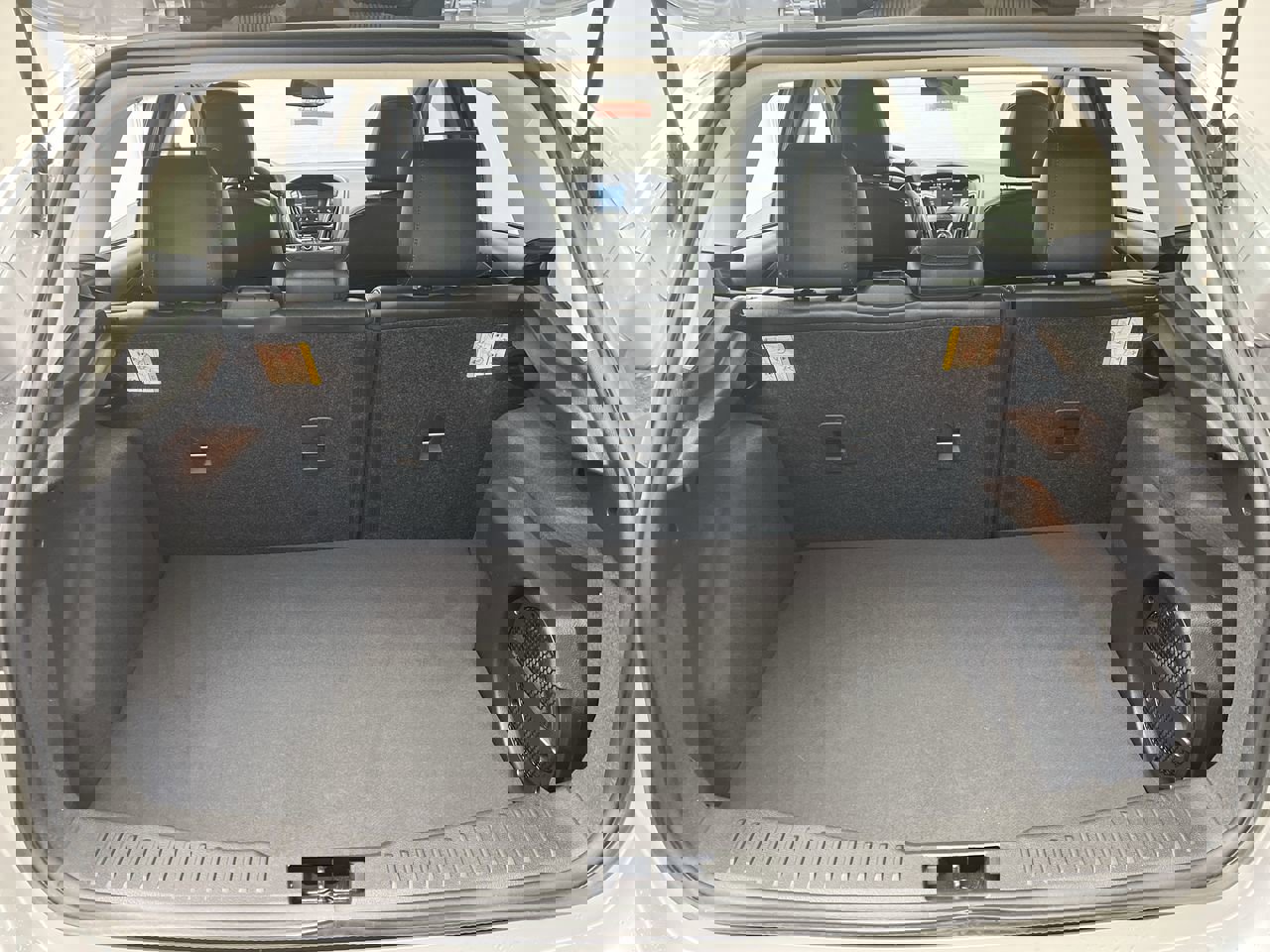 Used 2017 Ford Focus Titanium w/ Titanium Technology Package image 31