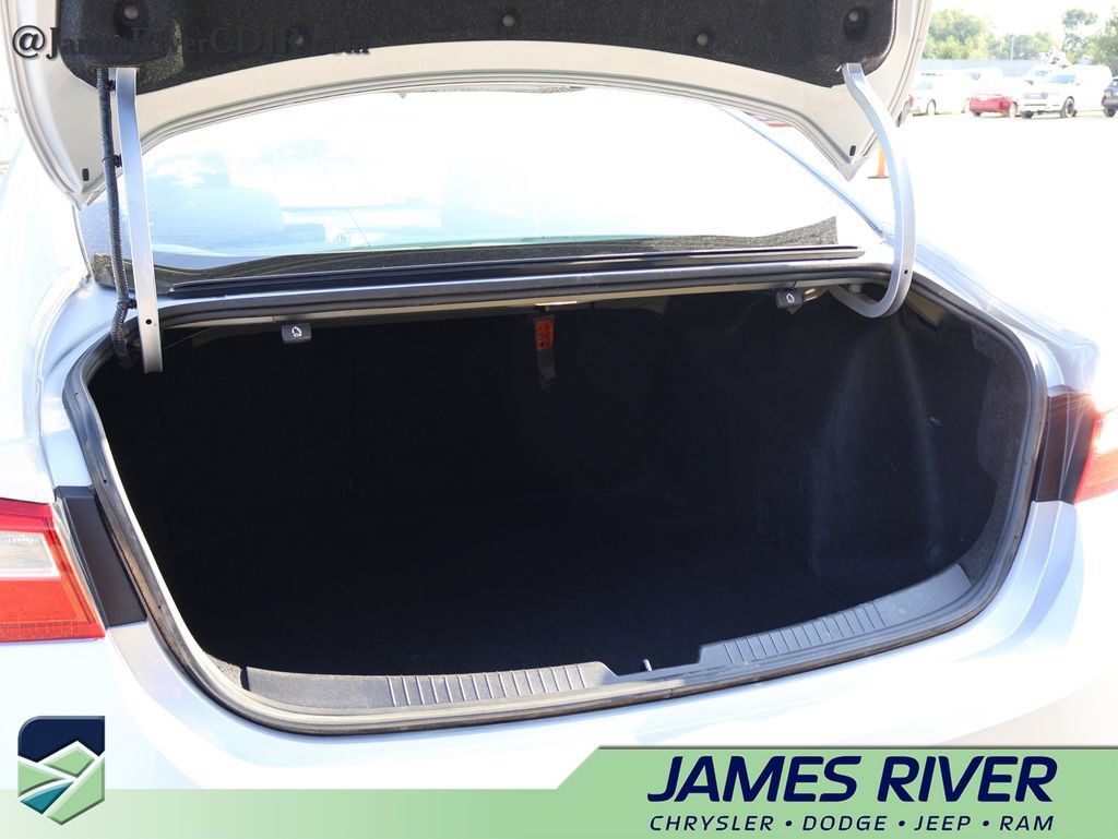 Used 2017 Chevrolet Malibu LS FWD image 15