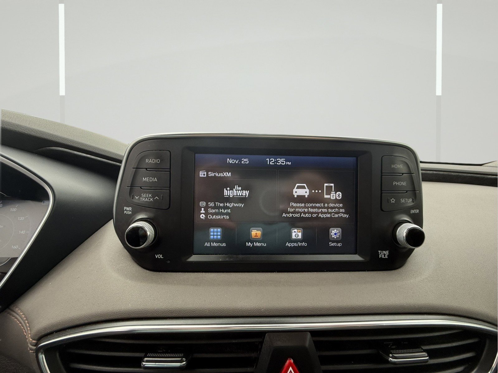 Used 2019 Hyundai Santa Fe Limited image 18