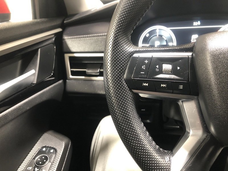 Used 2024 Mitsubishi Outlander SE image 23