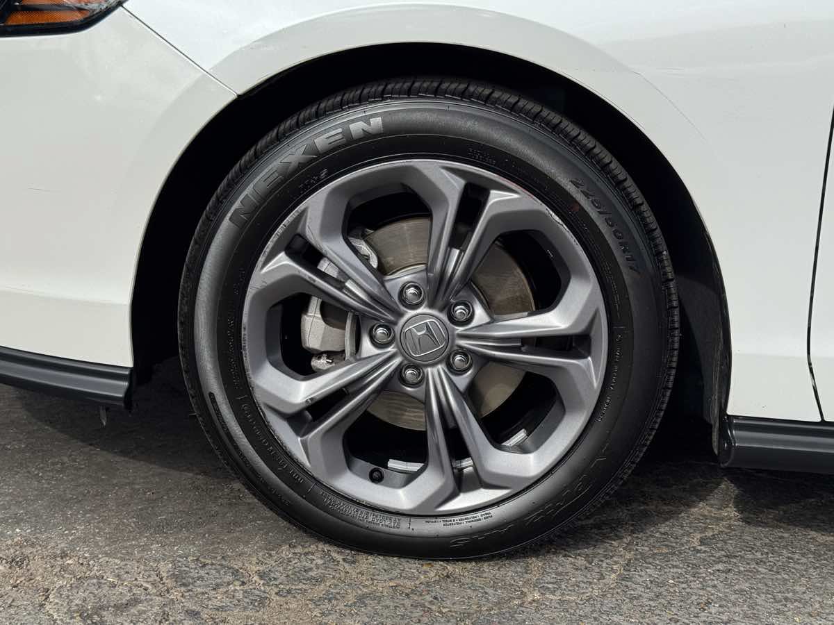 Used 2023 Honda Accord EX image 6