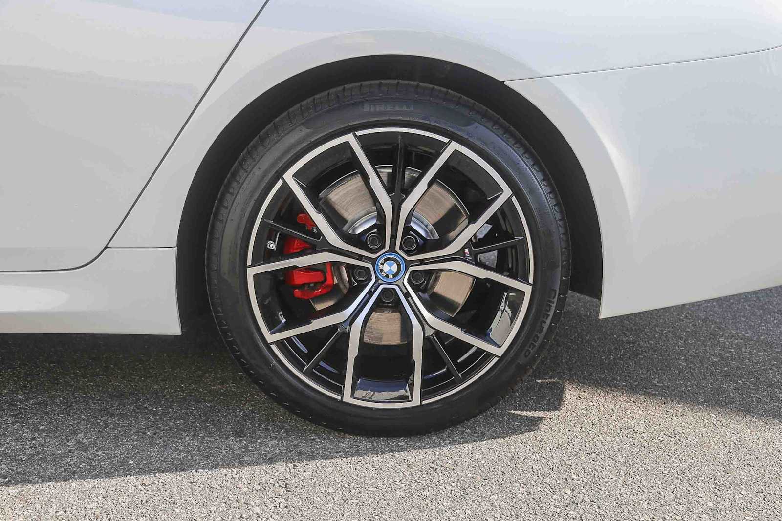 Certified 2023 BMW 530e w/ M Sport Package image 8