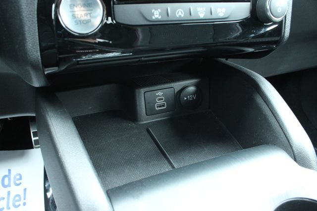 Used 2024 Ford Escape ST-Line w/ Tech Pack #1 AWD/4WD image 18