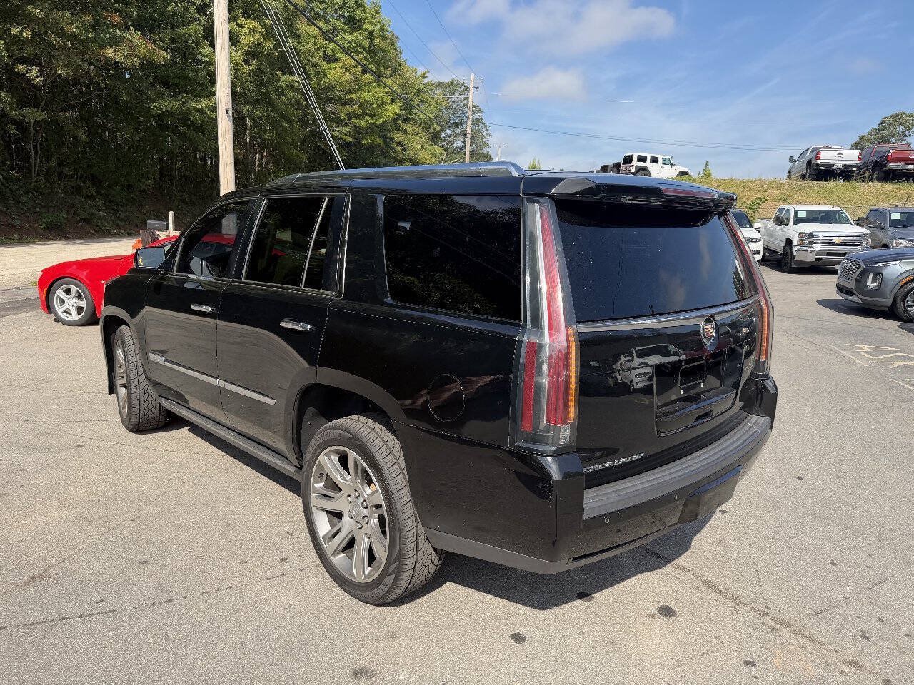 Used 2015 Cadillac Escalade Premium AWD/4WD image 8