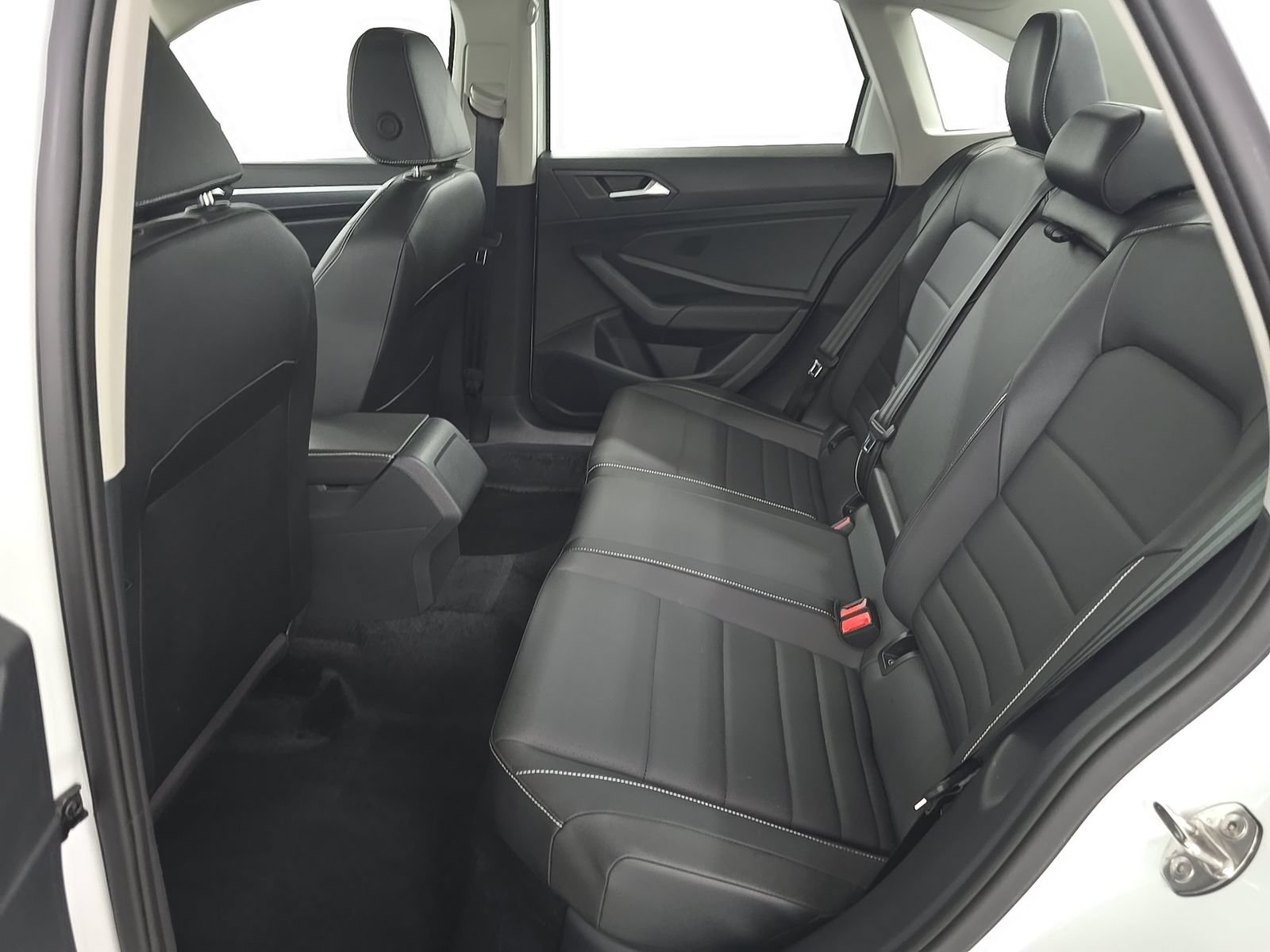 Used 2024 Volkswagen Jetta SE w/ Panoramic Sunroof Package FWD image 53