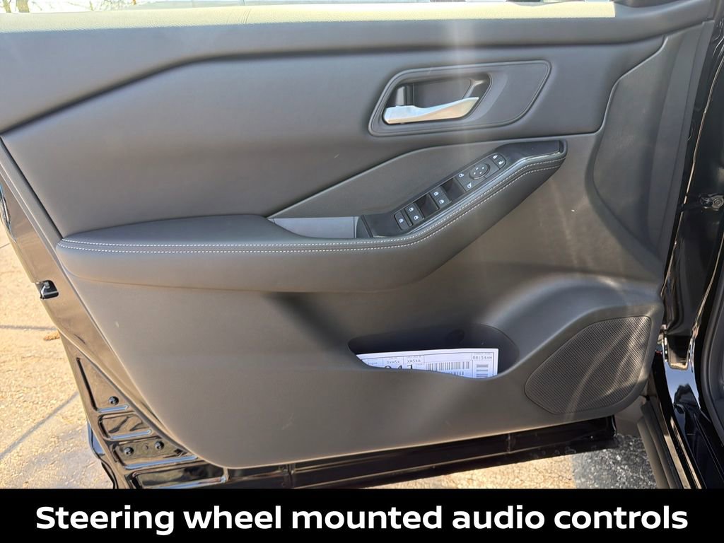 New 2026 Nissan Rogue SV FWD image 12