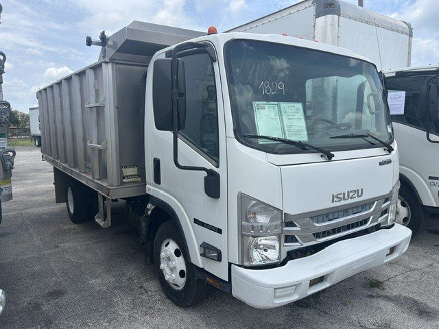 Used 2016 Isuzu NPR RWD image 3