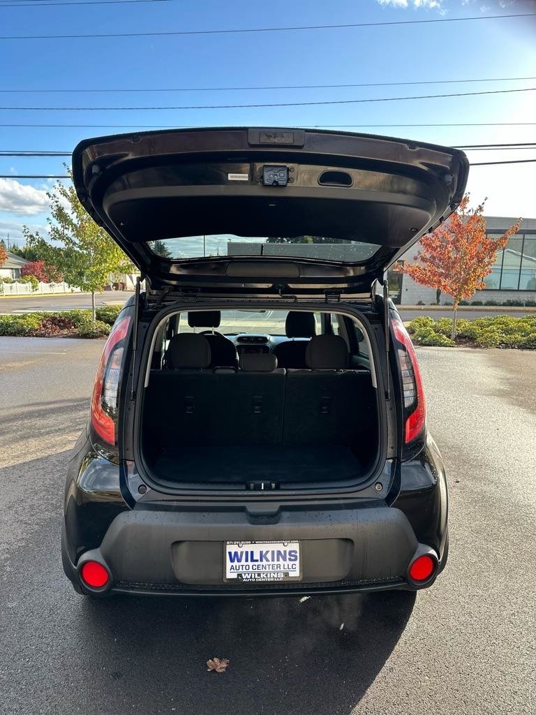 Used 2014 Kia Soul FWD image 17