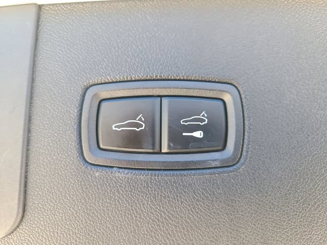 Used 2023 Porsche Cayenne Platinum Edition AWD/4WD image 6