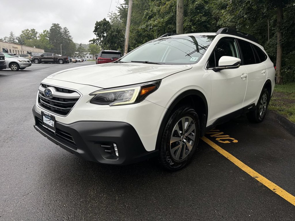 Certified 2022 Subaru Outback Premium AWD/4WD image 4