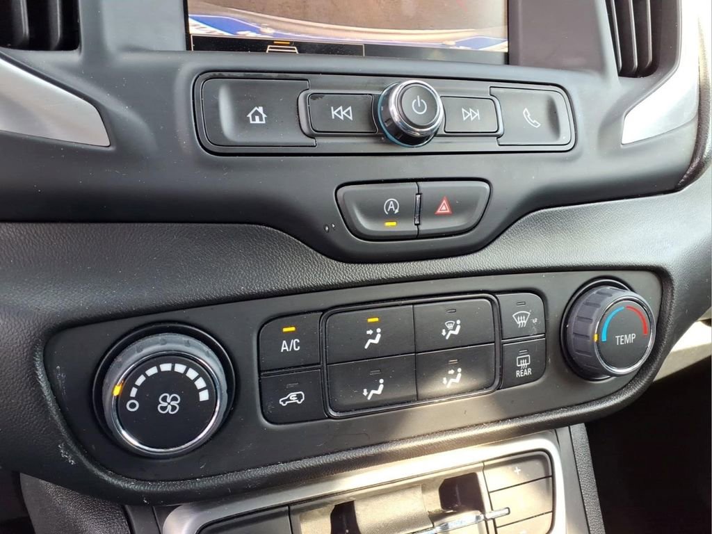 Certified 2024 GMC Terrain SLE AWD/4WD image 10