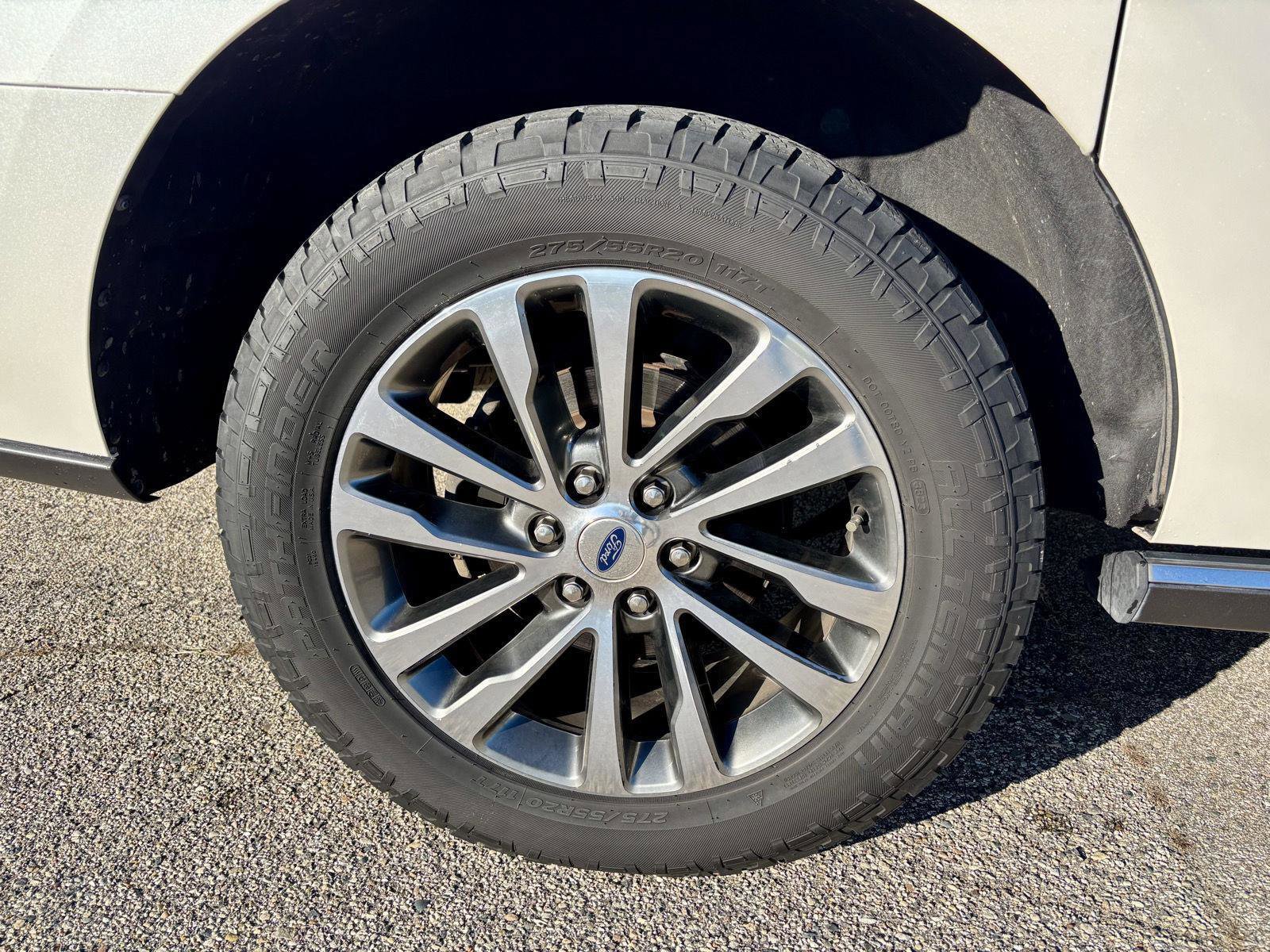 Used 2018 Ford Expedition Max Limited image 45