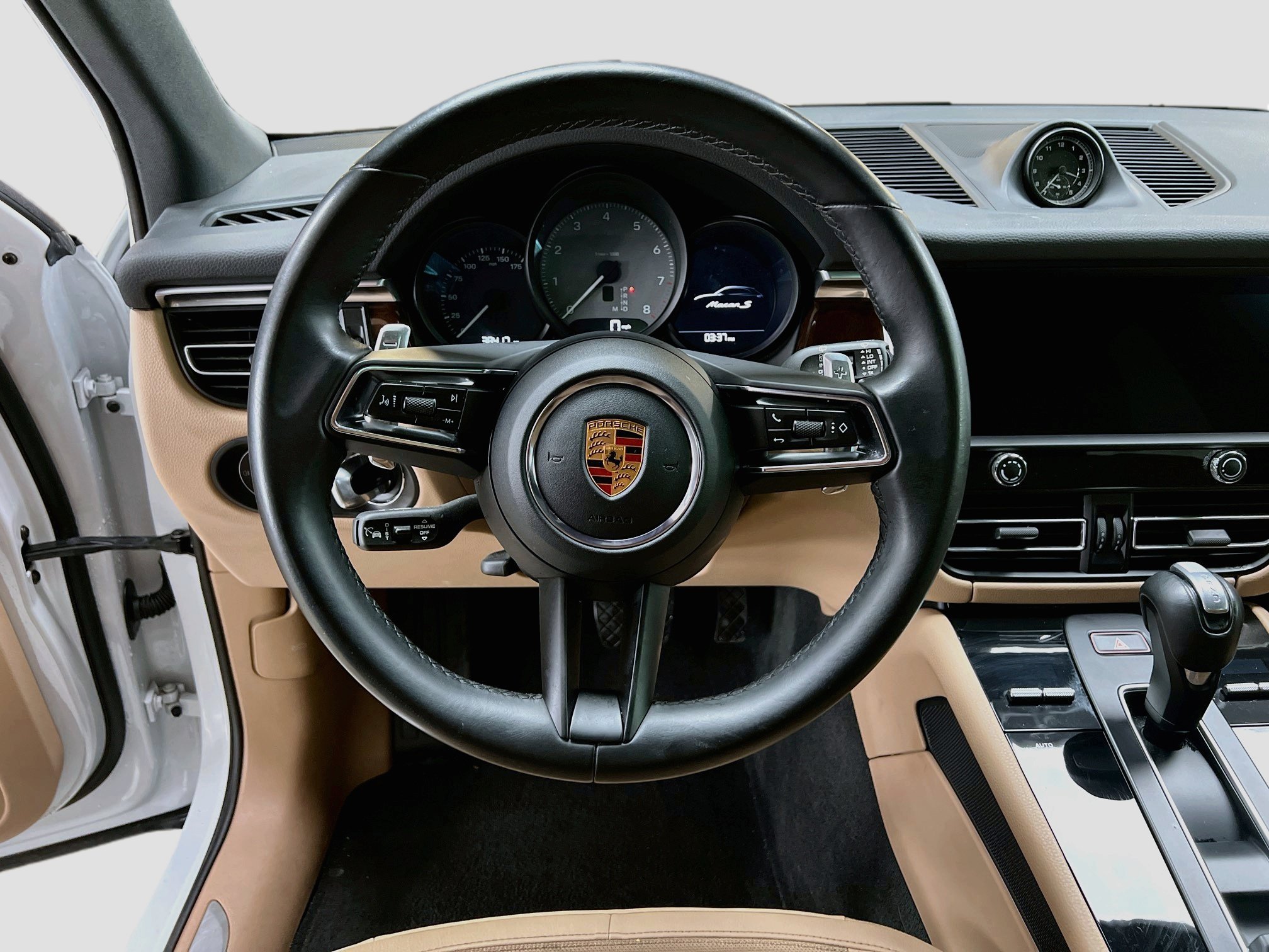 Certified 2023 Porsche Macan S AWD/4WD image 12