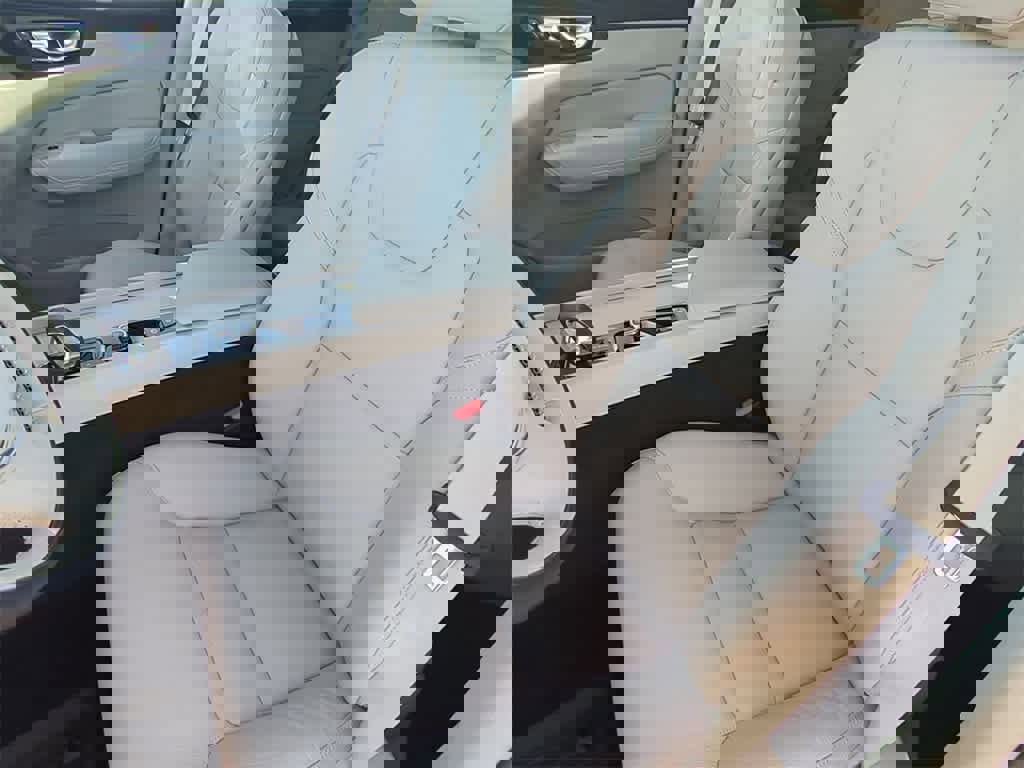 Used 2025 Volvo XC60 T8 Core w/ Protection Package Premier image 14