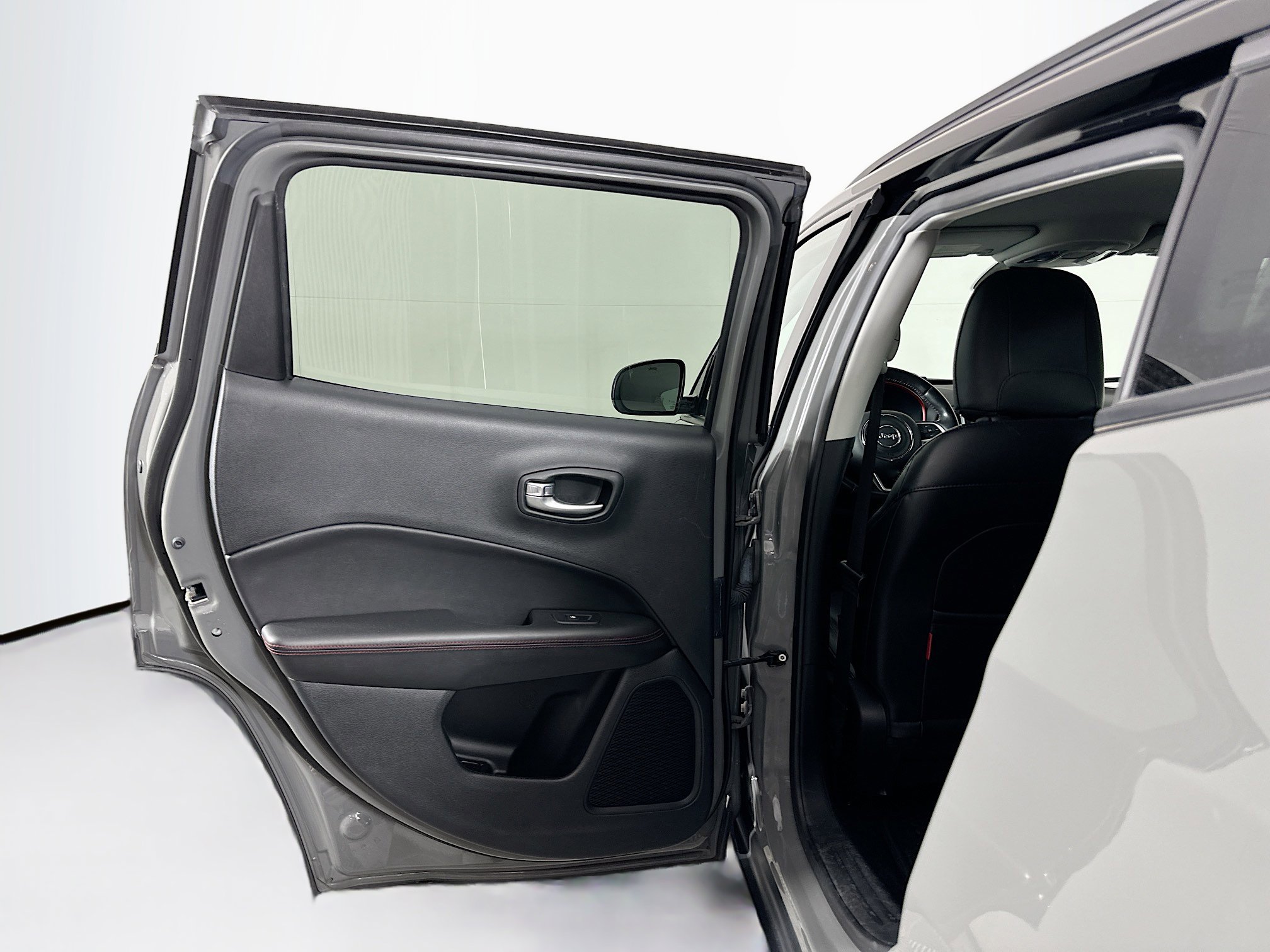 Used 2020 Jeep Compass Trailhawk w/ Cold Weather Group image 25