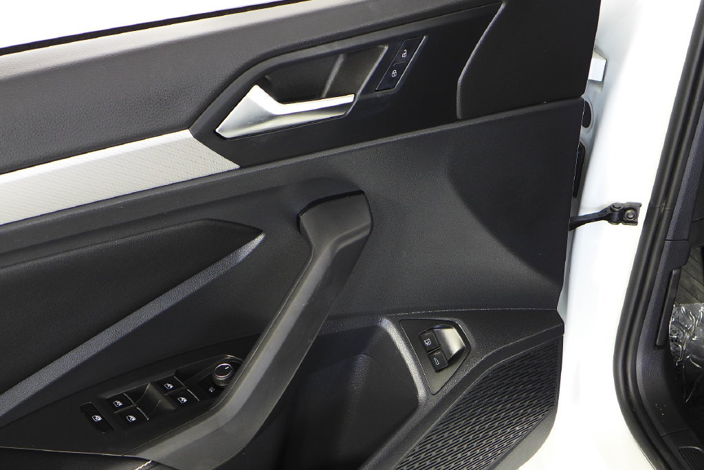 Certified 2023 Volkswagen Jetta S FWD image 12