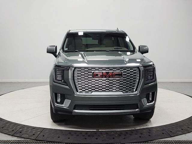 Used 2023 GMC Yukon Denali AWD/4WD image 2