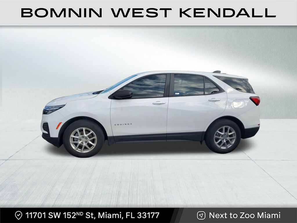 Used 2023 Chevrolet Equinox LS image 4