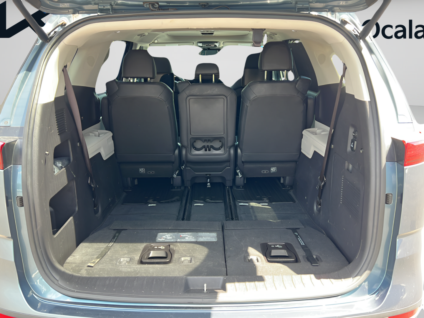 Used 2023 Kia Carnival SX Prestige FWD image 9