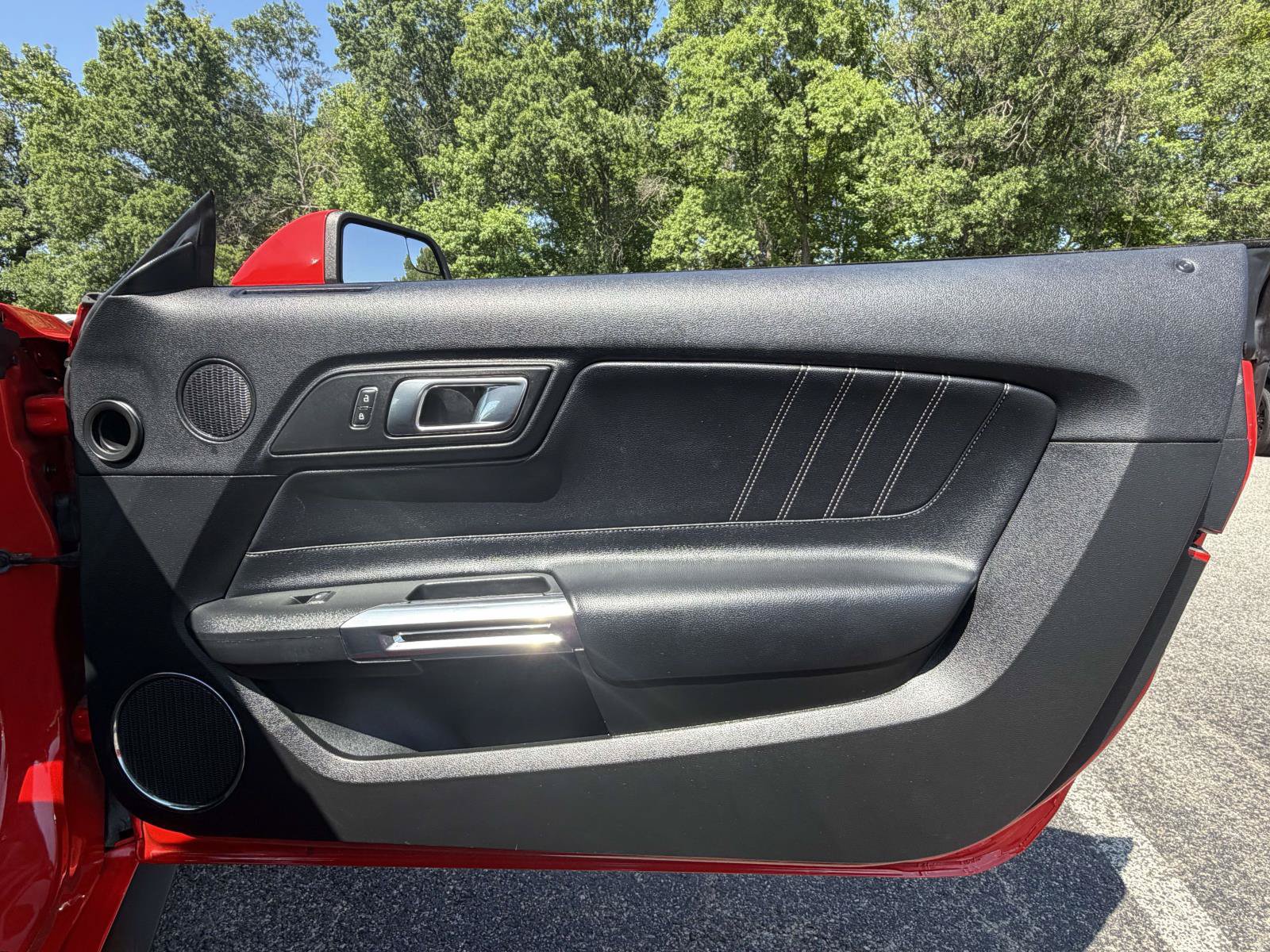Used 2020 Ford Mustang Premium RWD image 30