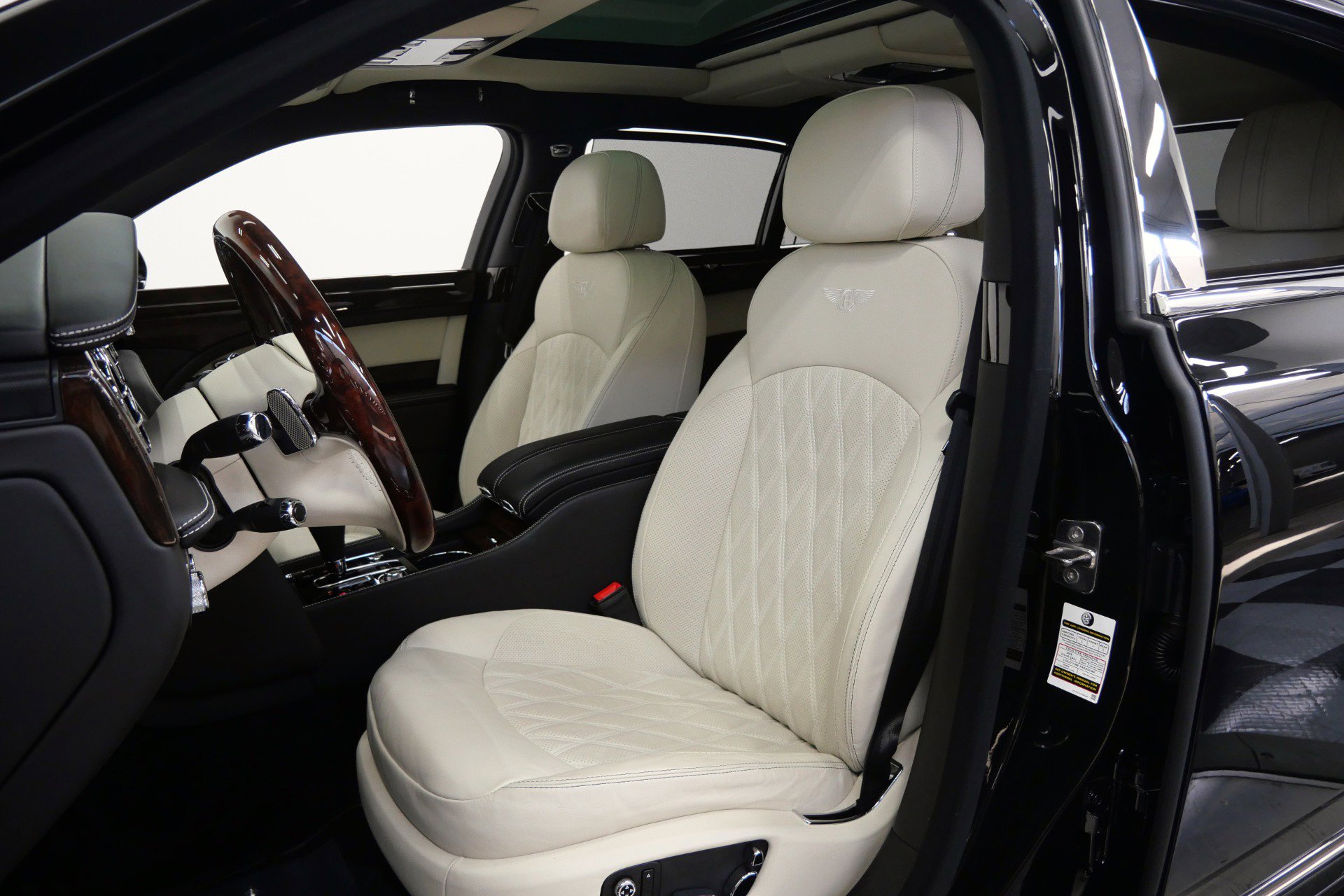 Used 2020 Bentley Mulsanne Speed RWD image 26