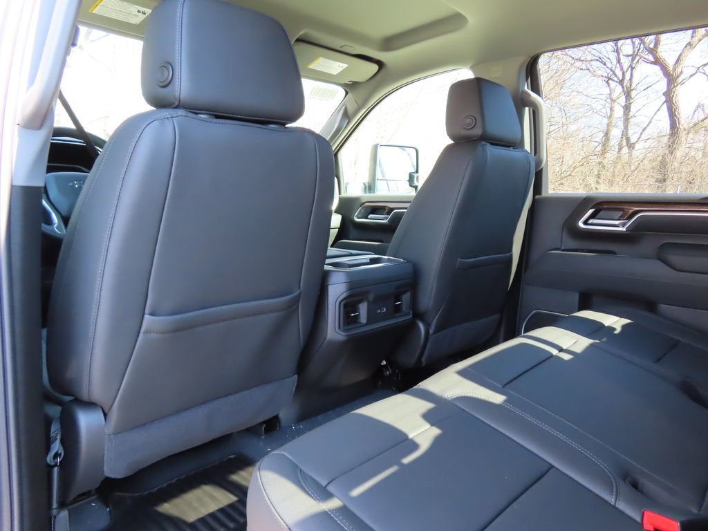 New 2026 Chevrolet Silverado 3500 LT w/ Trail Boss Package AWD/4WD image 26