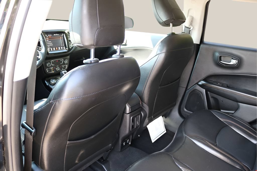 Used 2019 Jeep Compass Limited AWD/4WD image 15