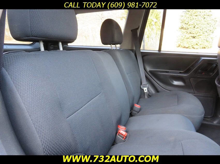 Used 2003 Jeep Grand Cherokee Laredo image 21