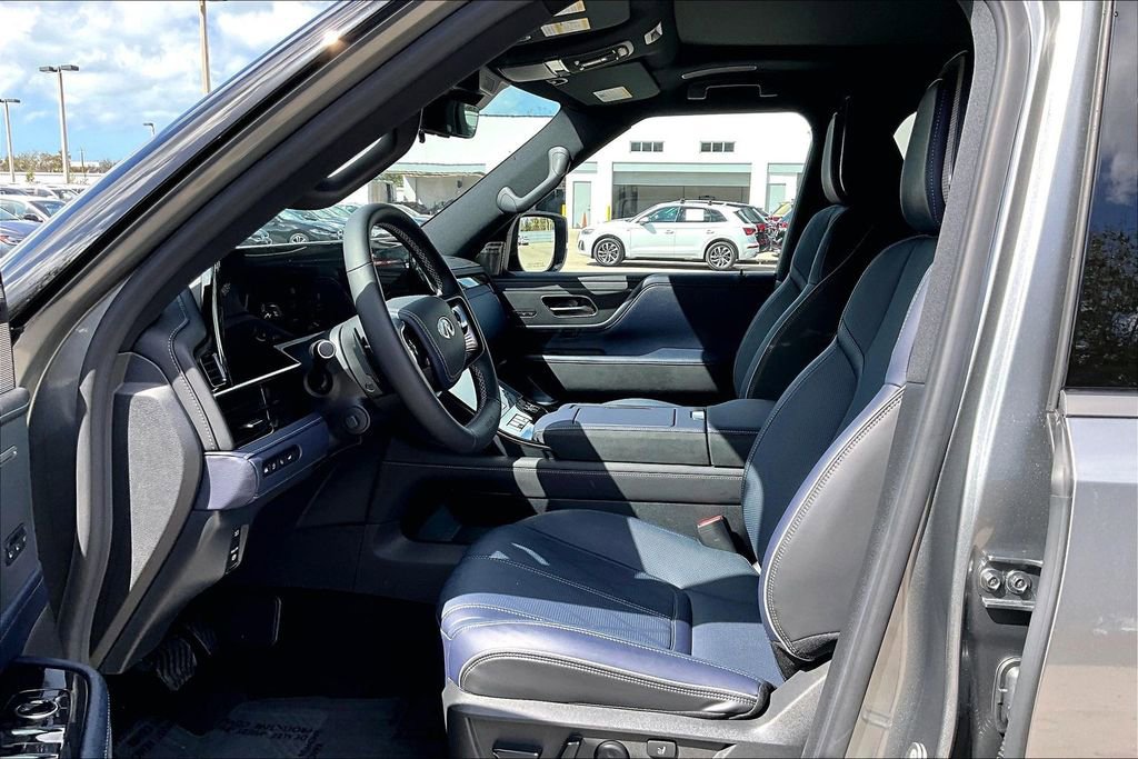 Used 2026 INFINITI QX80 4WD w/ Sport Exterior Package image 21