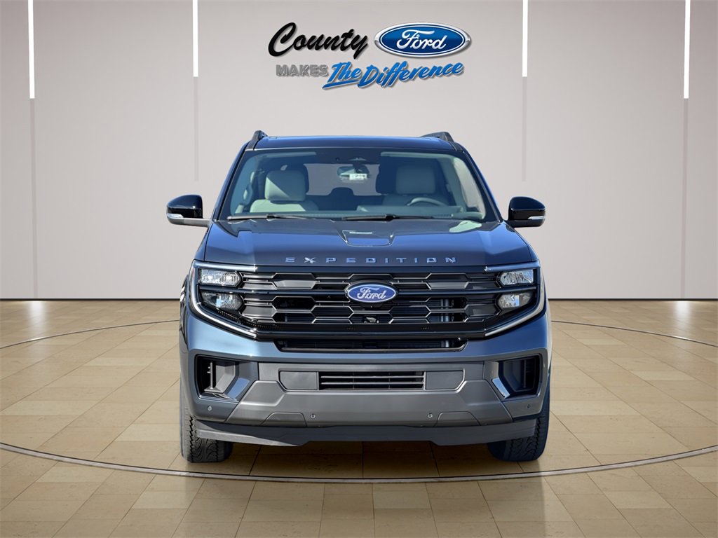 New 2025 Ford Expedition Max Active image 12